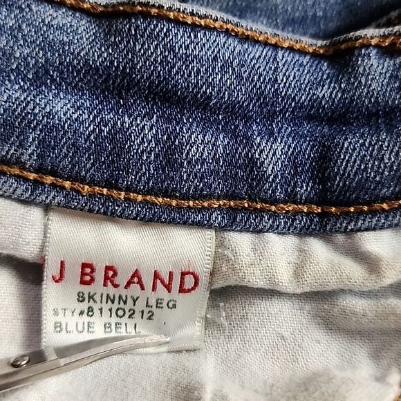J Brand Low Rise Skinny Jeans 26. - Picture 8 of 13
